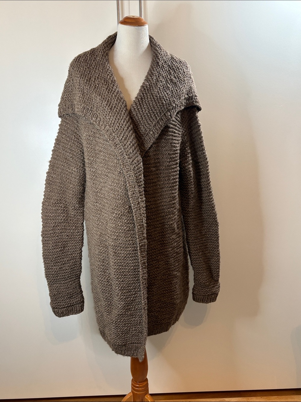 PureDKNY Taupe 100% Wool Knit Open-Front Cardigan Coatigan made in Uruguay. M